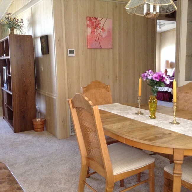 Building Photo - 55 SINGLE FAMILY HOME FURNISHED