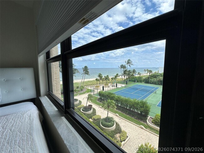 Foto del edificio - 4900 N Ocean Blvd