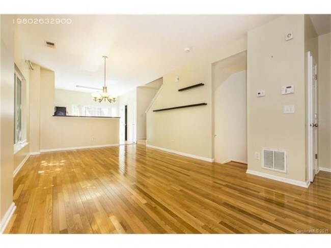 Building Photo - 1150 Kurt Court