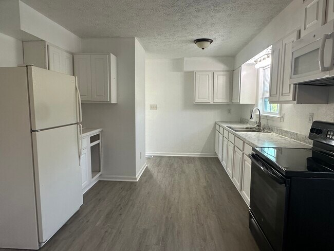 Foto del edificio - 3 bedroom 2 bath home in Orchard Hill