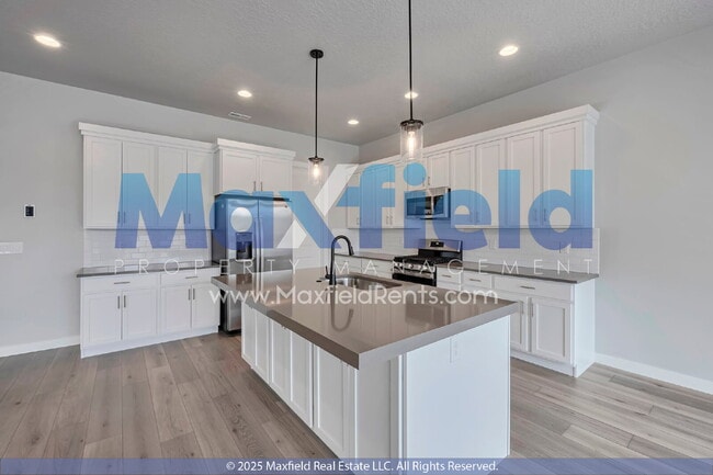 Foto del edificio - Brand New - Modern Living / 4BD 2.5 BTH 2GAR / Home in Lehi