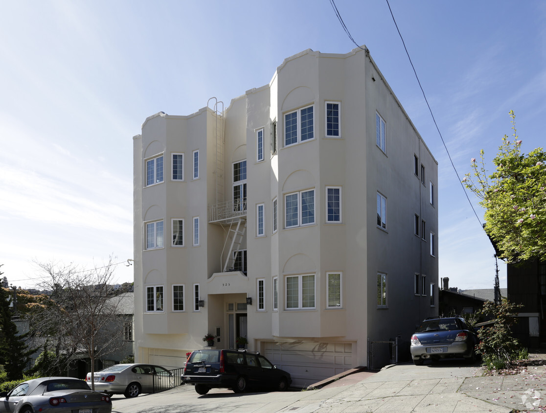 Primary Photo - 525 Glenview Ave