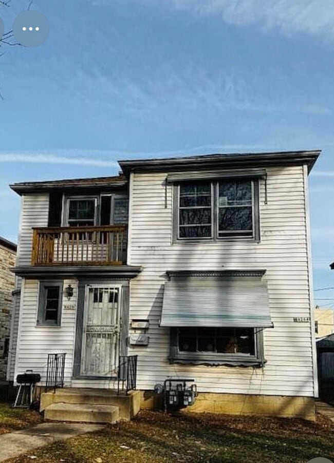 Building Photo - 4426 W Medford Ave