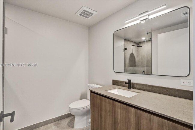 Foto del edificio - 121 NE 5th St