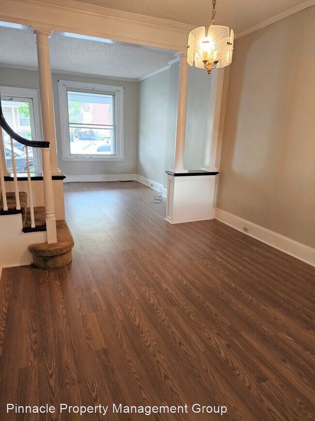 Building Photo - 3 br, 1 bath House - 664 Hayes St