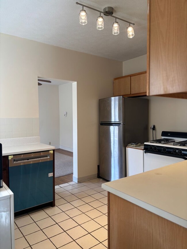 Building Photo - Middlehurst1741