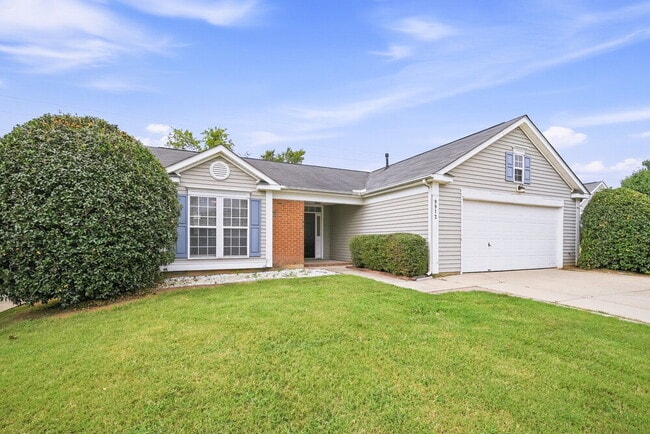 Building Photo - 9912 Peppermint Ln