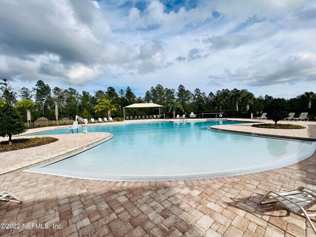 Foto del edificio - 2322 Falling Star Ln