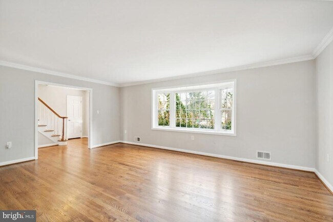 Foto del edificio - 1200 Forestwood Dr