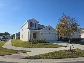 Building Photo - 2330 Amorie Dr