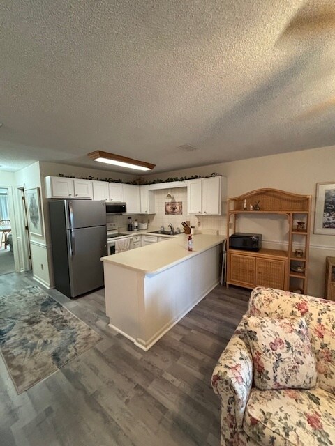 Foto del edificio - 510 Fairwood Lakes Dr