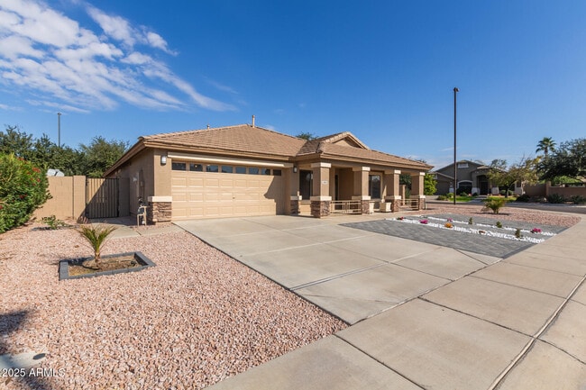 Foto del edificio - 3888 E Bancroft Ct