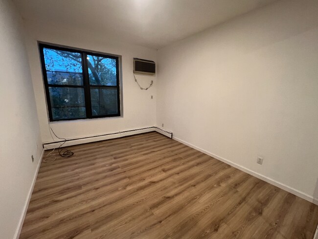 Building Photo - 510 Ocean Pkwy
