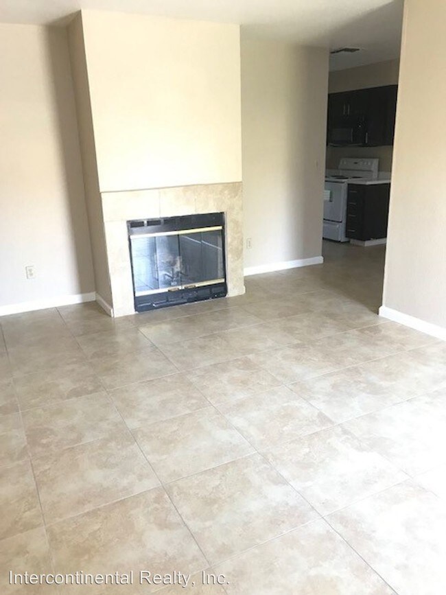 Building Photo - 3102 Brookside Dr