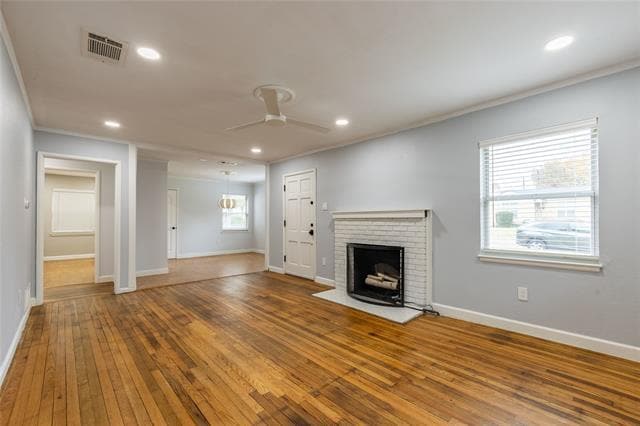 Building Photo - 2732 Mateur St