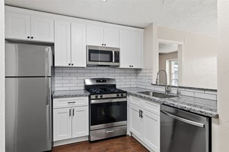 Building Photo - 2606 Northern Dr