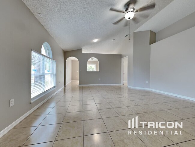 Foto del edificio - 11621 Ivy Flower Loop Riverview FL