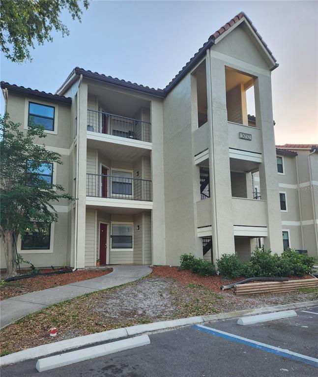 Building Photo - 3032 Parkway Blvd
