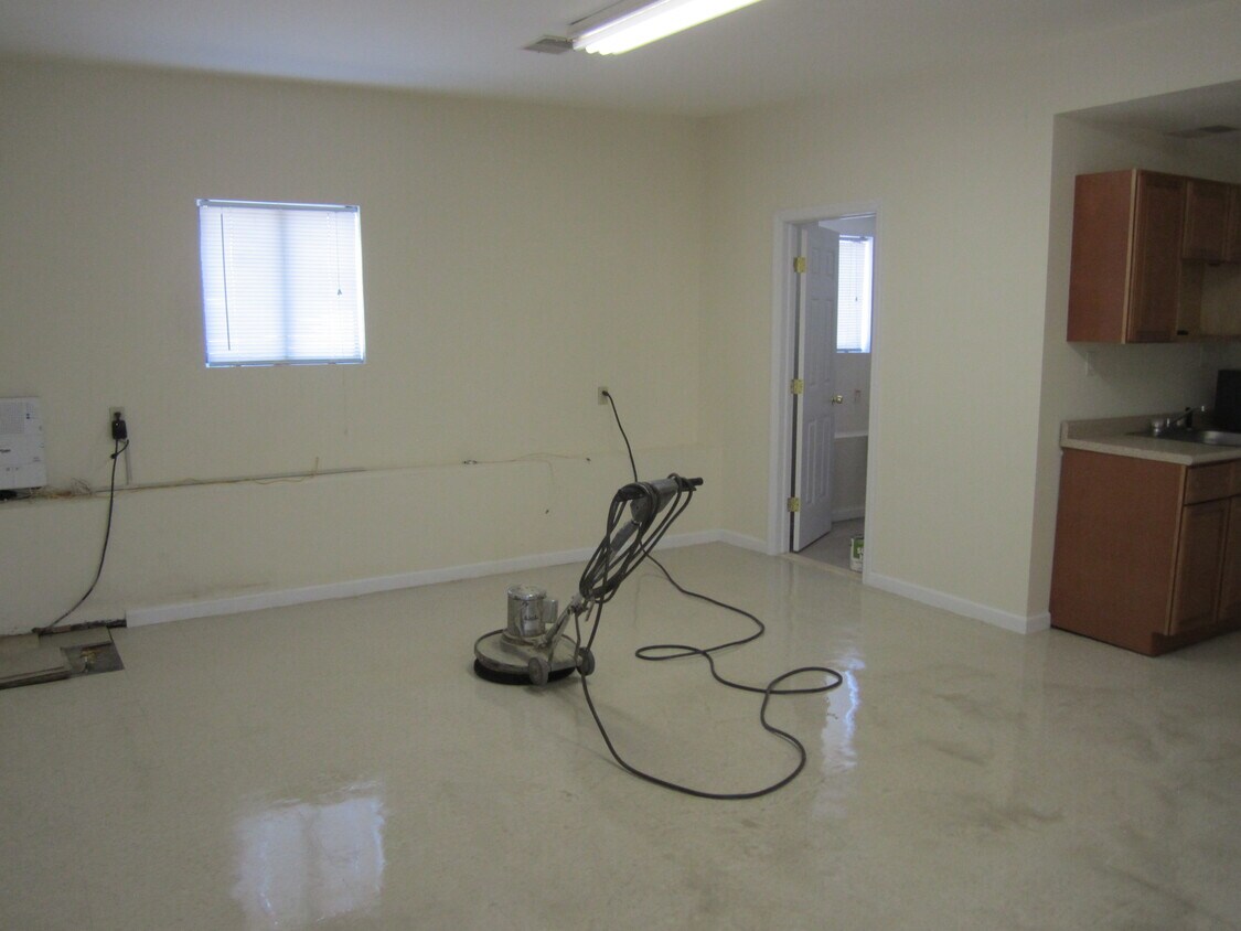 Apartamento tipo estudio - 64 Standish Ave