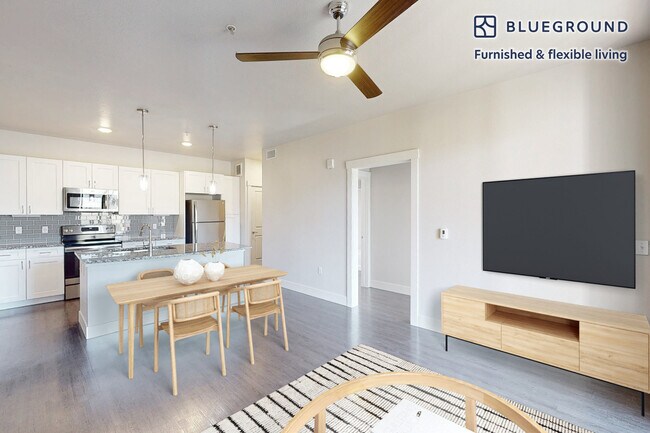 Foto del edificio - 13195 W Progress Cir