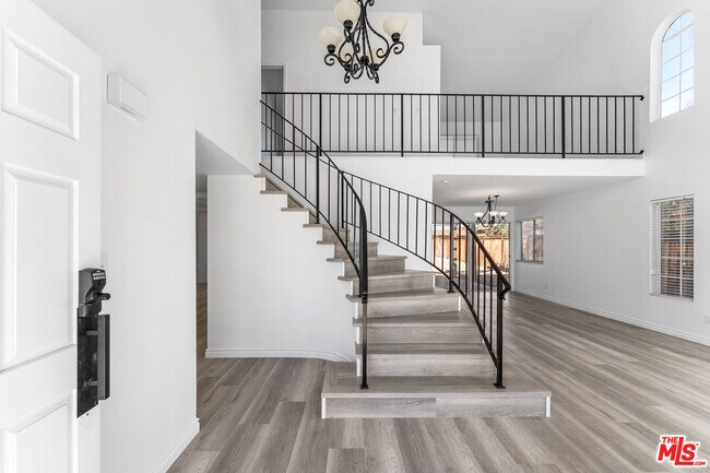 Foto del edificio - 37105 Zinnia St