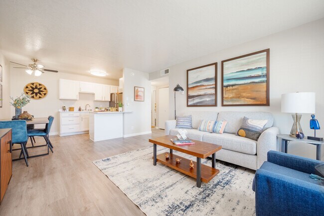 Foto del edificio - Dorado Heights