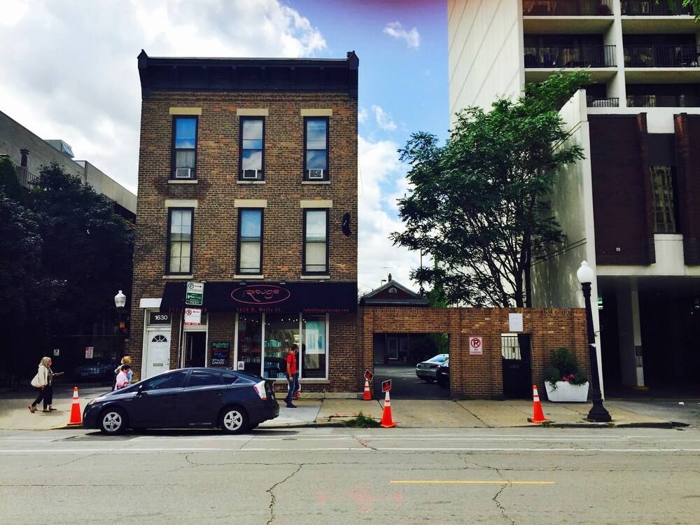 Primary Photo - 1628-1630 N Wells St