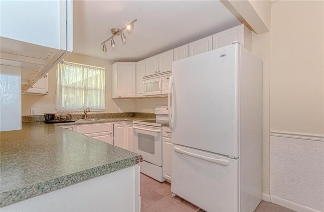 Foto del edificio - 4290 Gulfstream Dr