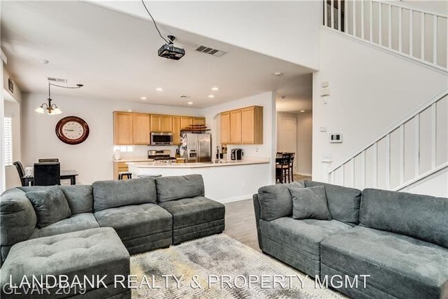 Foto del edificio - 4 br, 3 bath House - 8053 Eurorail Street