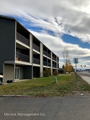 Building Photo - 19601 Frontage Rd