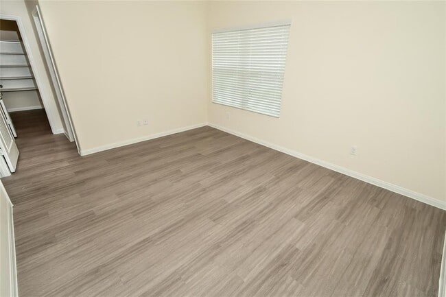 Building Photo - 918 Hidden Cove Ct