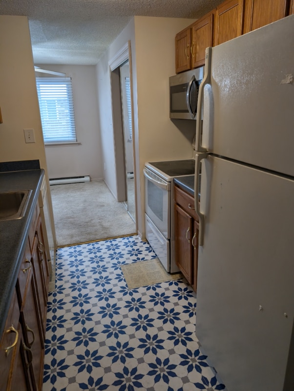 Foto del edificio - 6301 Robinson Rd