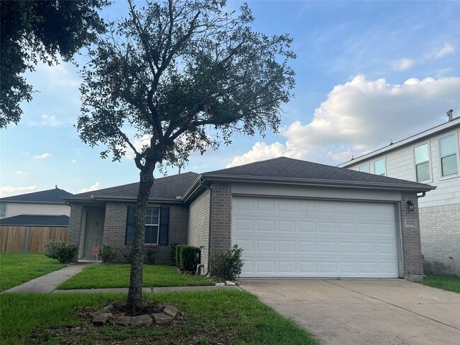 Building Photo - 3006 Founders Ct