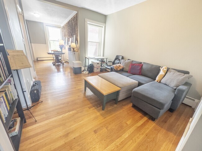 Foto del edificio - 148 Berkshire St