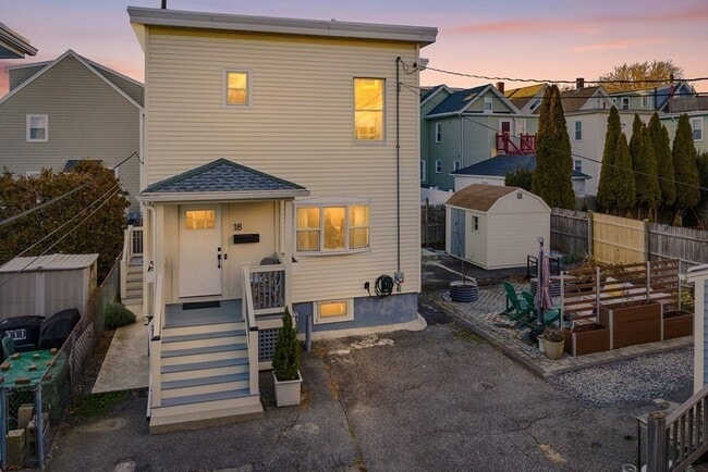 Photo - 18 Prescott St House