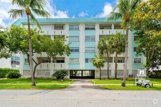 Building Photo - 300 Galen Dr