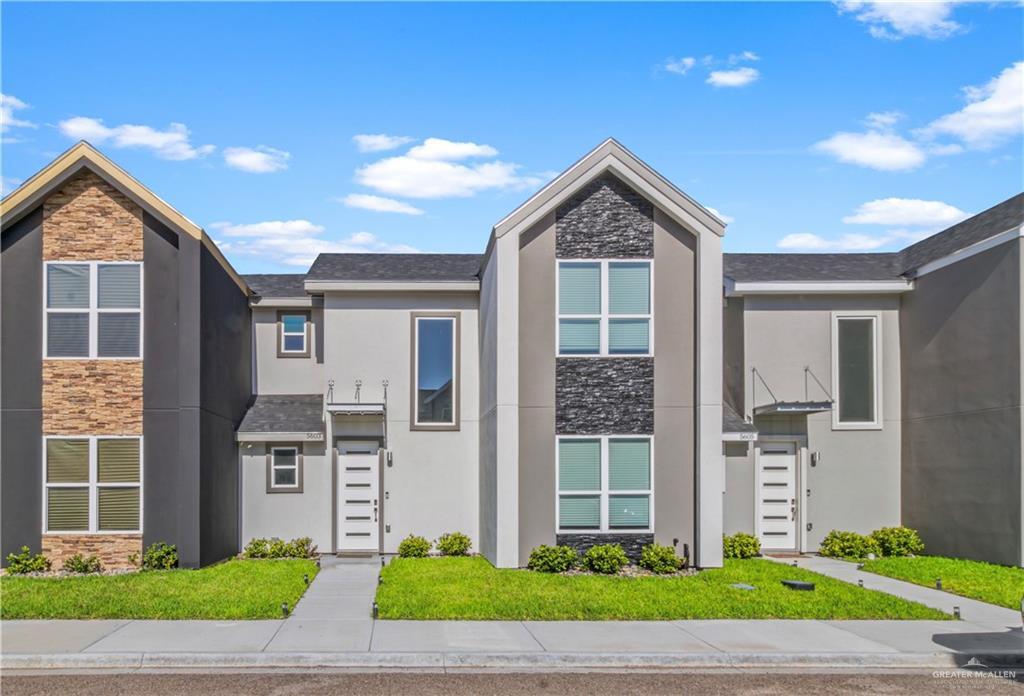 Foto principal - 5603 N Crown Point
