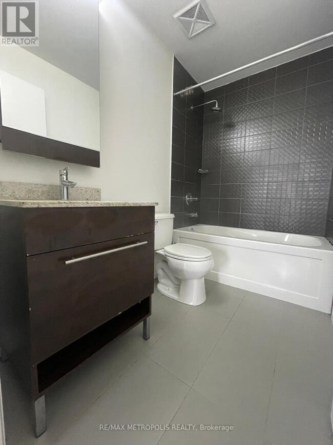 Photo du bâtiment - 500-2500 Sherbourne St