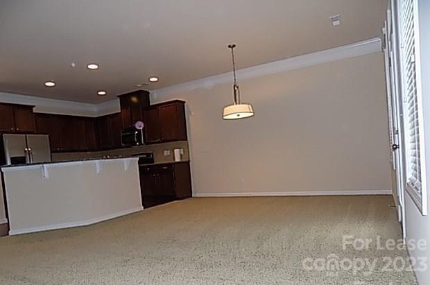 Foto del edificio - 9590 Camberley Ave NW