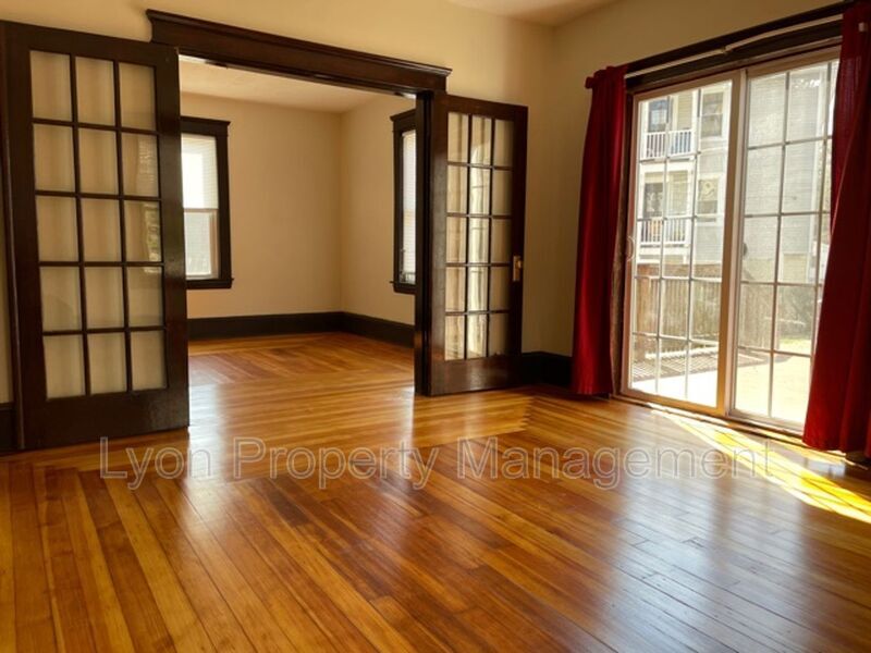 Foto principal - 520 Willow St
