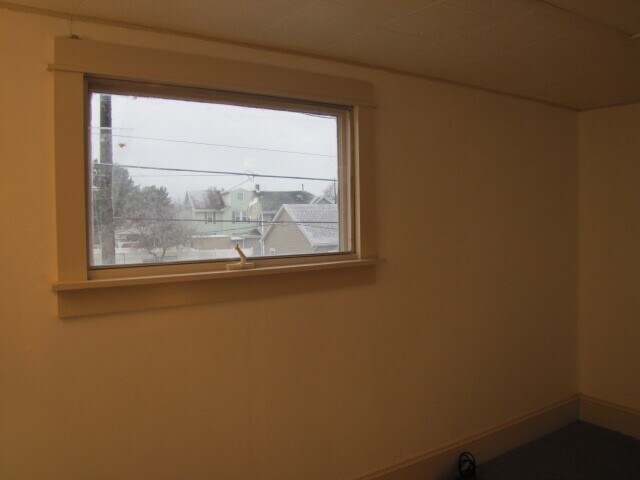Building Photo - 709 Spring St