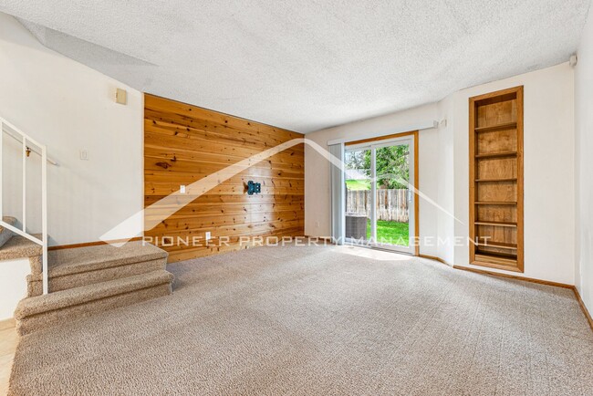 Building Photo - 9742 W Cornell Pl