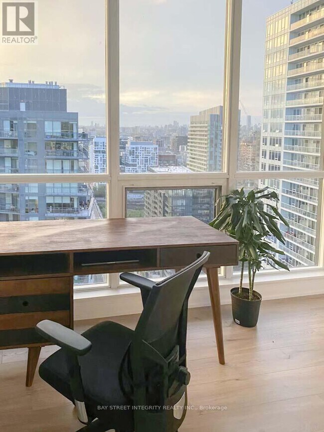 Photo du bâtiment - 600 Fleet St