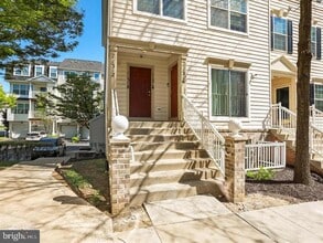 Building Photo - 11312 King George Dr
