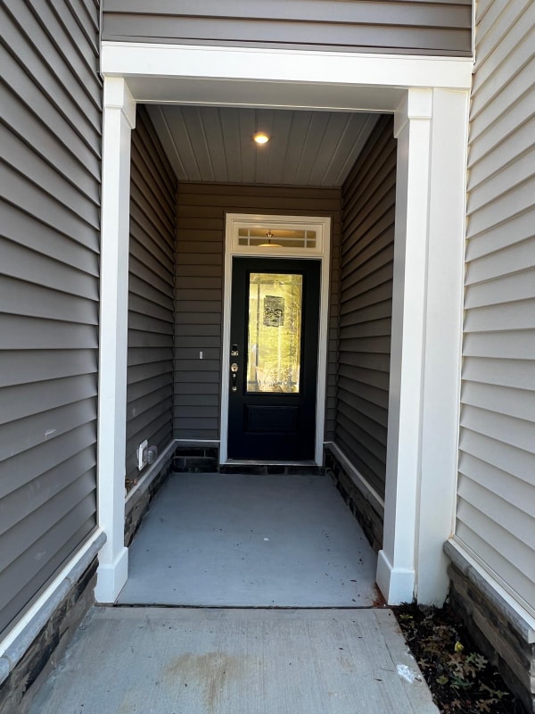 Building Photo - 176 Kobus Ct