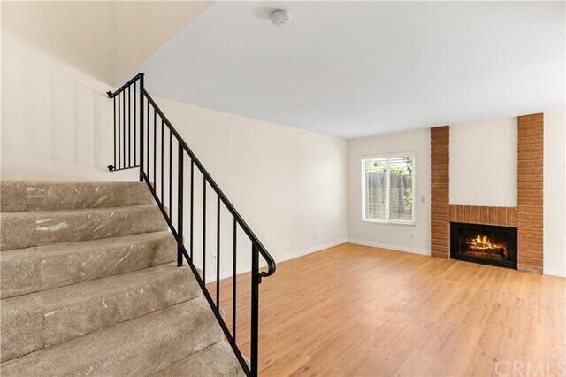Building Photo - 280 S Pixley St