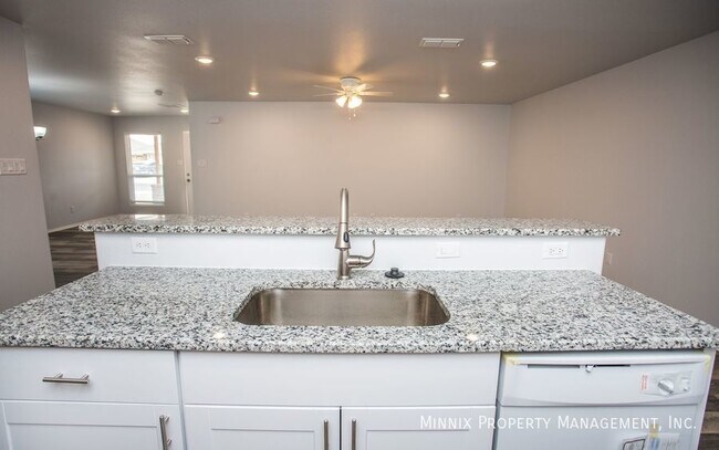 Foto del edificio - 5527 Kemper St