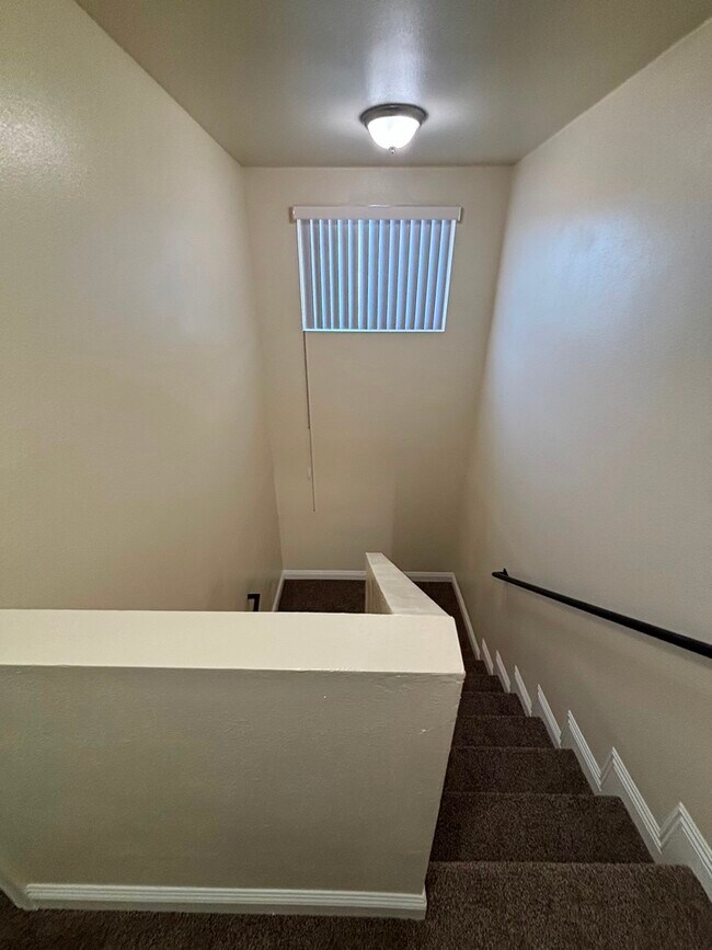 Foto del edificio - 3312 W 66th Pl