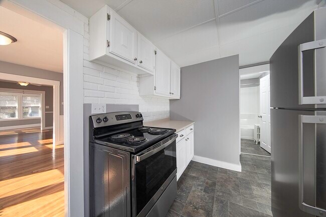 Foto del edificio - 46 Winthrop Ave