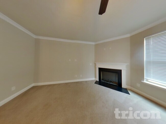 Foto del edificio - 1430 Stone Ridge Ct